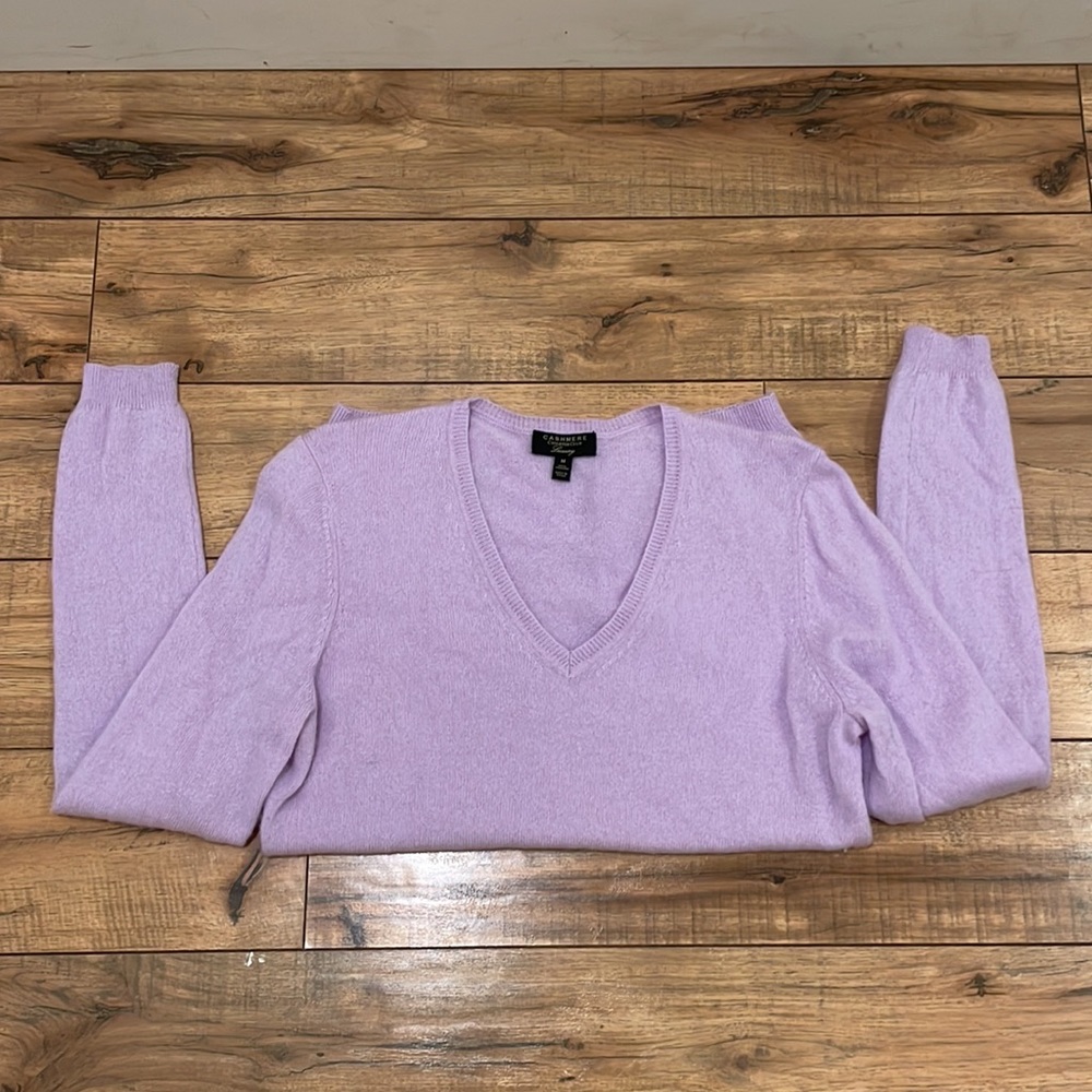 Cashmere sweater